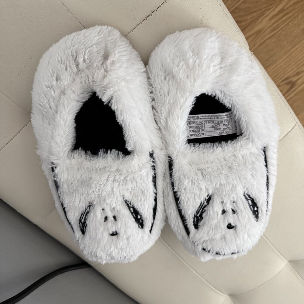 Warmies "Snoopy" Heatable & Freezeable Slippers